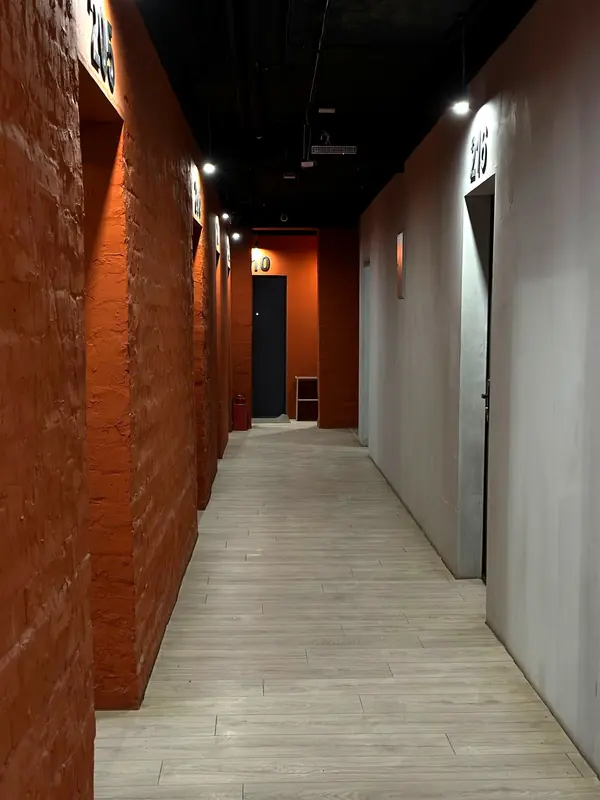 Коридор хостела в Твери